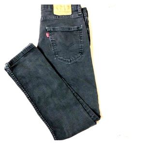 Black Levi’s 511 slim fit jeans
